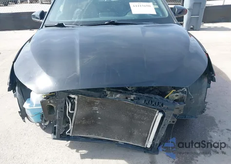 2020 Hyundai Veloster 2.0 z USA, uszkodzony, nr VIN KMHTG6AF0LU028355